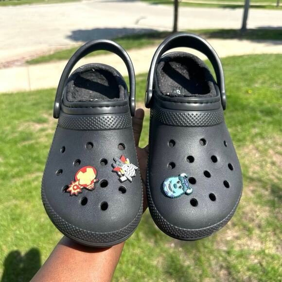 Crocs Classic‎ Lined Clogs With Charms Unisex Size M7 W9 Black Sandals - Picture 10 of 15